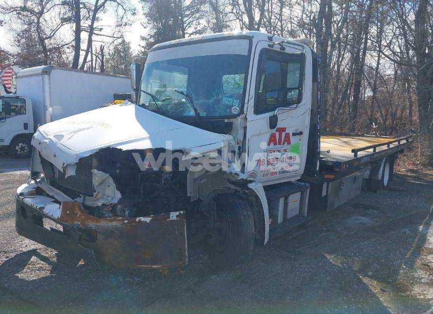 Photo 2 of 2018 Hino 258/268 (VIN 5PVNJ8JP8J4S52201)