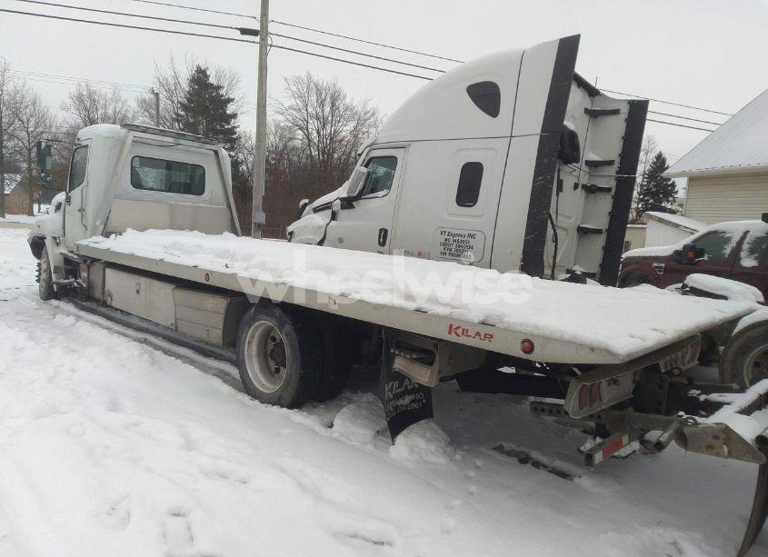 Photo 3 of 2019 Hino 258/268 (VIN 5PVNJ8JR8K4S51584)