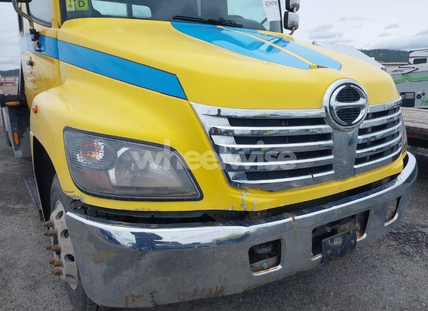 Photo 11 of 2010 Hino 258/268 (VIN 5PVNJ8JT0A4S52741)