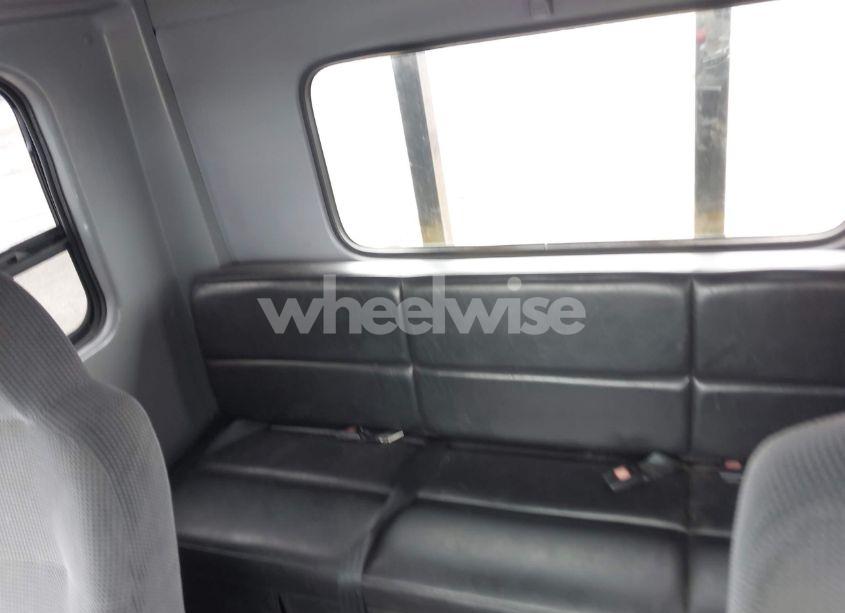 Photo 6 of 2010 Hino 258/268 (VIN 5PVNJ8JT0A4S52741)