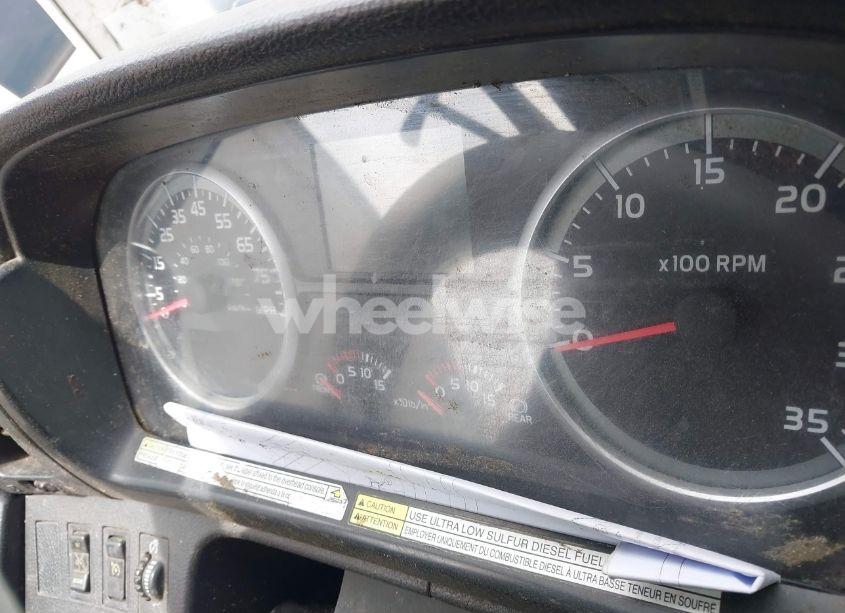 Photo 6 of 2014 Hino 258/268 (VIN 5PVNJ8JT1E4S55380)