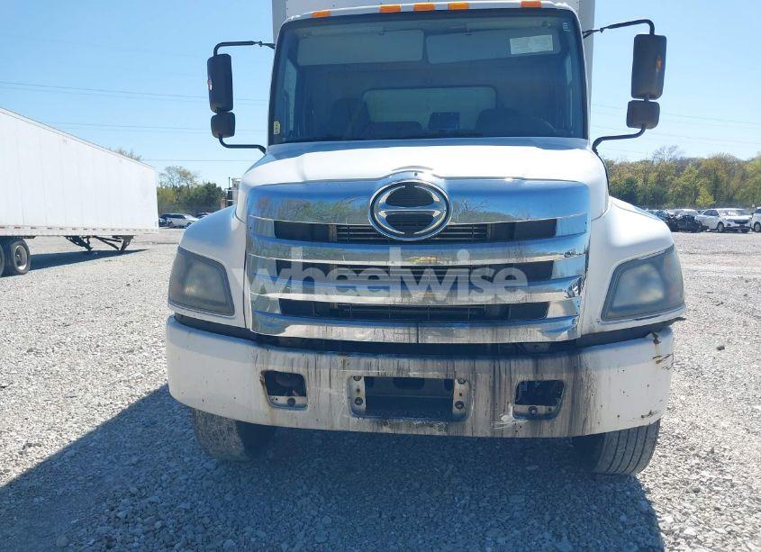 Photo 11 of 2014 Hino 258/268 (VIN 5PVNJ8JT3E4S55199)