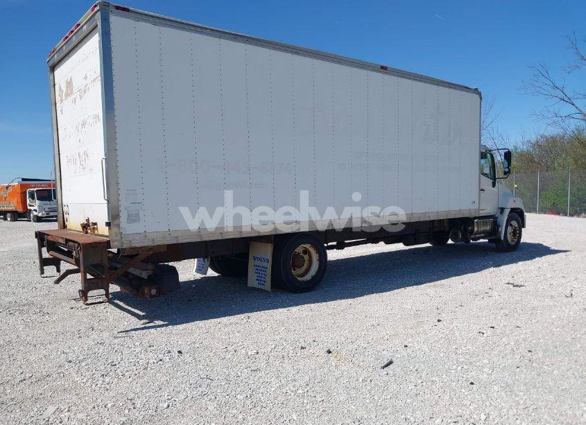 Photo 4 of 2014 Hino 258/268 (VIN 5PVNJ8JT3E4S55199)