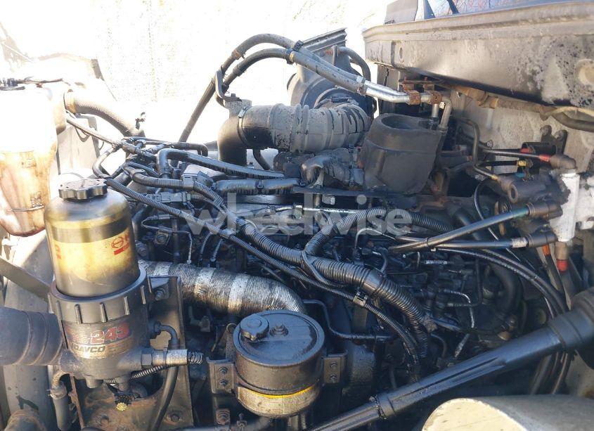 Photo 9 of 2014 Hino 258/268 (VIN 5PVNJ8JT3E4S55199)