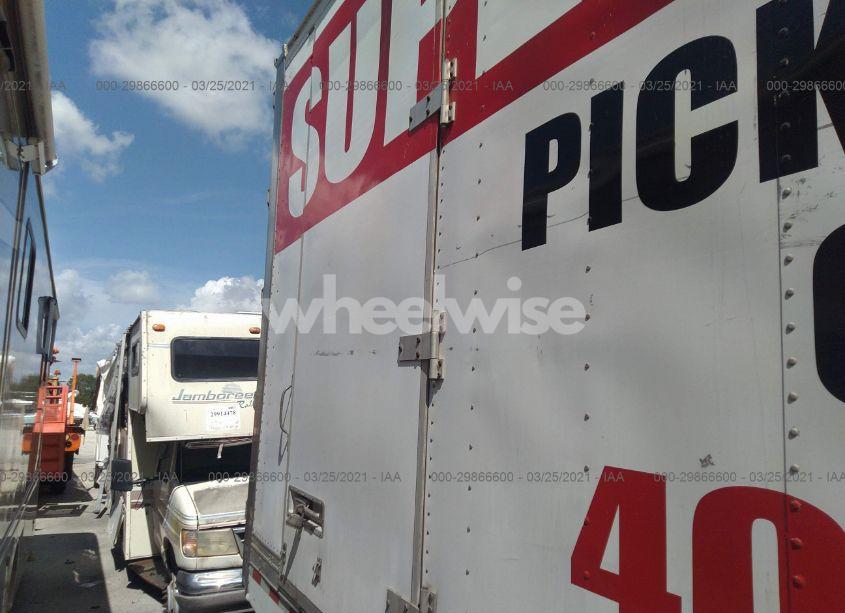 Photo 7 of 2010 Hino 258/268 (VIN 5PVNJ8JT6A4S52680)