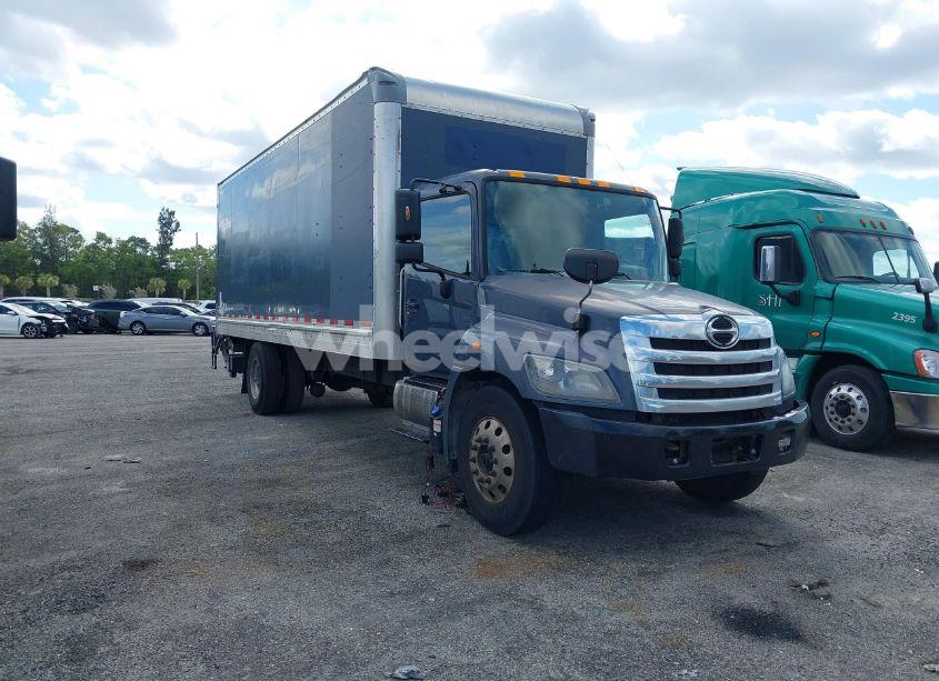 2020 Hino 258/268 (VIN 5PVNJ8JT6L5S59643) main photo