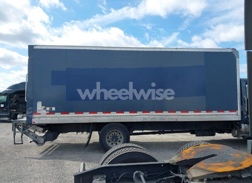 Photo 14 of 2020 Hino 258/268 (VIN 5PVNJ8JT6L5S59643)