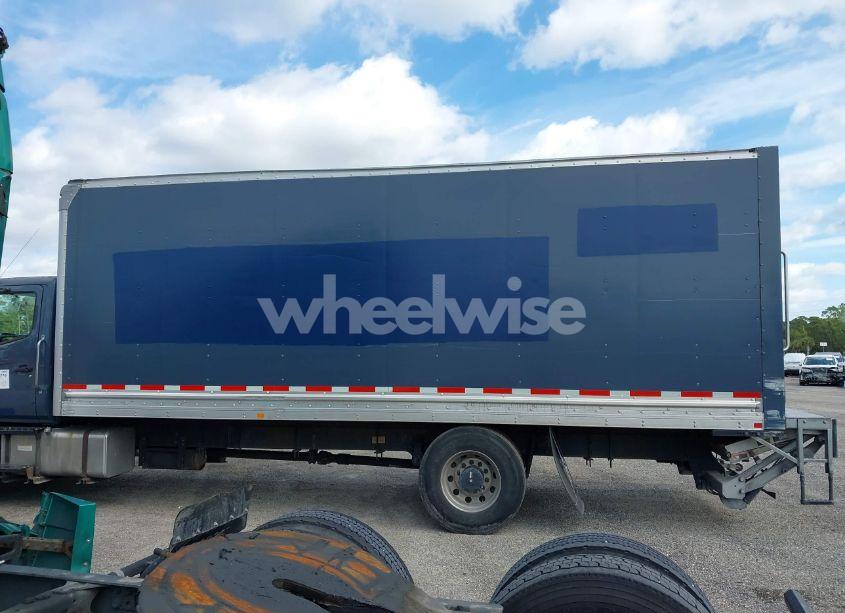 Photo 15 of 2020 Hino 258/268 (VIN 5PVNJ8JT6L5S59643)