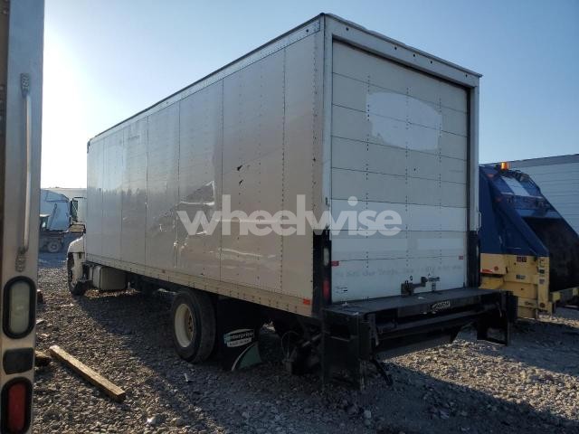 2018 HINO 258/268 (VIN 5PVNJ8JV0J4S67810) main photo