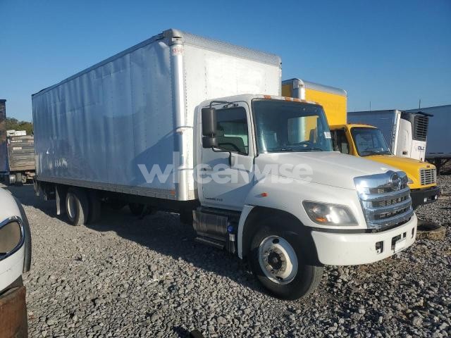 Photo 6 of 2018 HINO 258/268 (VIN 5PVNJ8JV0J4S67810)