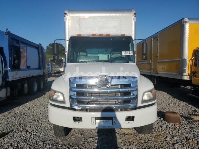 Photo 7 of 2018 HINO 258/268 (VIN 5PVNJ8JV0J4S67810)