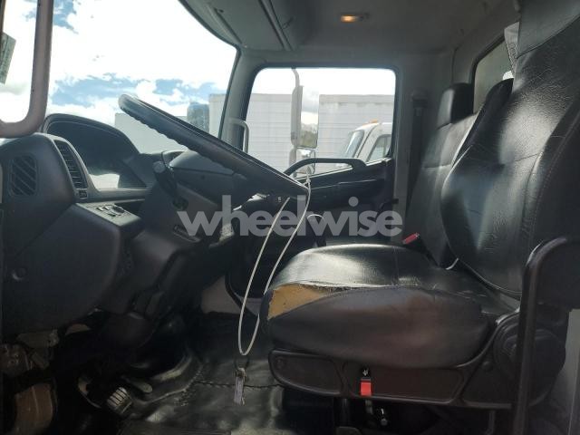 Photo 9 of 2018 HINO 258/268 (VIN 5PVNJ8JV0J4S67810)