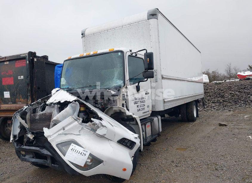 Photo 2 of 2018 Hino 258/268 (VIN 5PVNJ8JV0J4S68942)