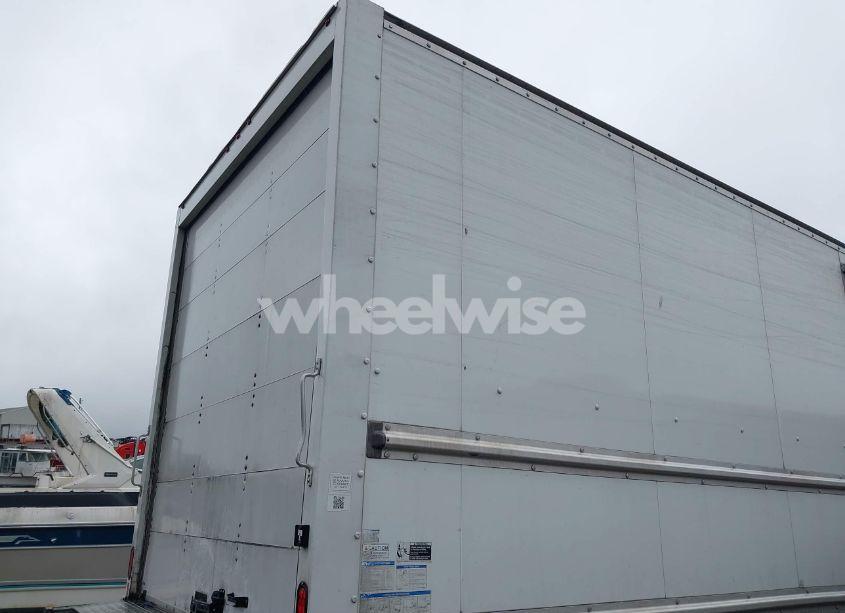 Photo 4 of 2018 Hino 258/268 (VIN 5PVNJ8JV0J4S68942)