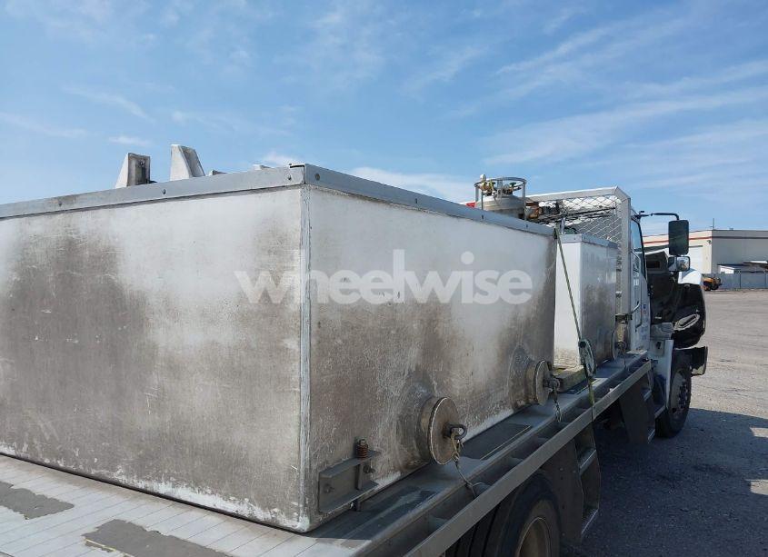 Photo 11 of 2020 Hino 258/268 (VIN 5PVNJ8JV1L5S80062)