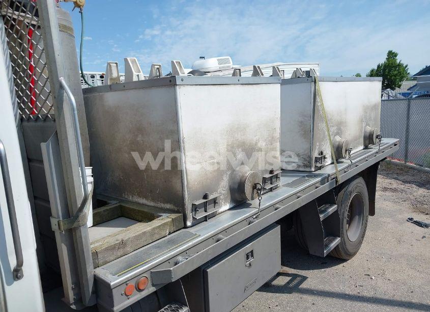 Photo 12 of 2020 Hino 258/268 (VIN 5PVNJ8JV1L5S80062)