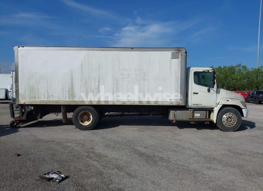 Photo 13 of 2010 Hino 258/268 (VIN 5PVNJ8JV2A4S52208)