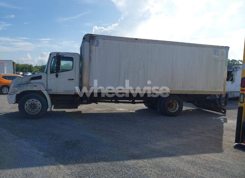 Photo 14 of 2010 Hino 258/268 (VIN 5PVNJ8JV2A4S52208)