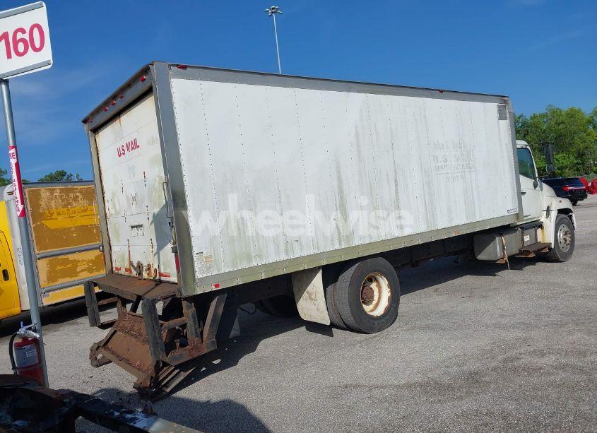 Photo 4 of 2010 Hino 258/268 (VIN 5PVNJ8JV2A4S52208)