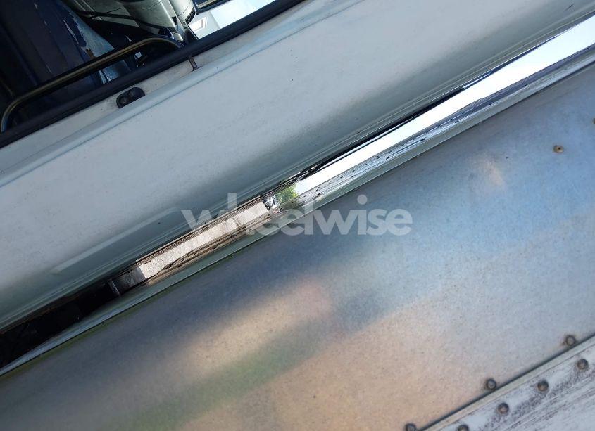 Photo 6 of 2010 Hino 258/268 (VIN 5PVNJ8JV2A4S52208)