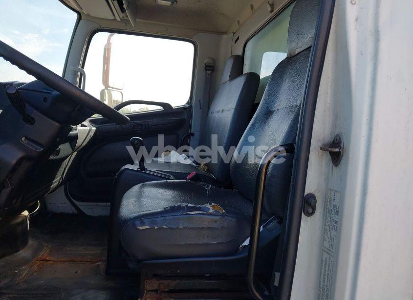 Photo 7 of 2010 Hino 258/268 (VIN 5PVNJ8JV2A4S52208)