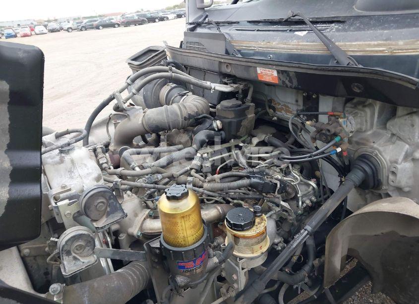 Photo 10 of 2019 Hino 258/268 (VIN 5PVNJ8JV2K4S72492)