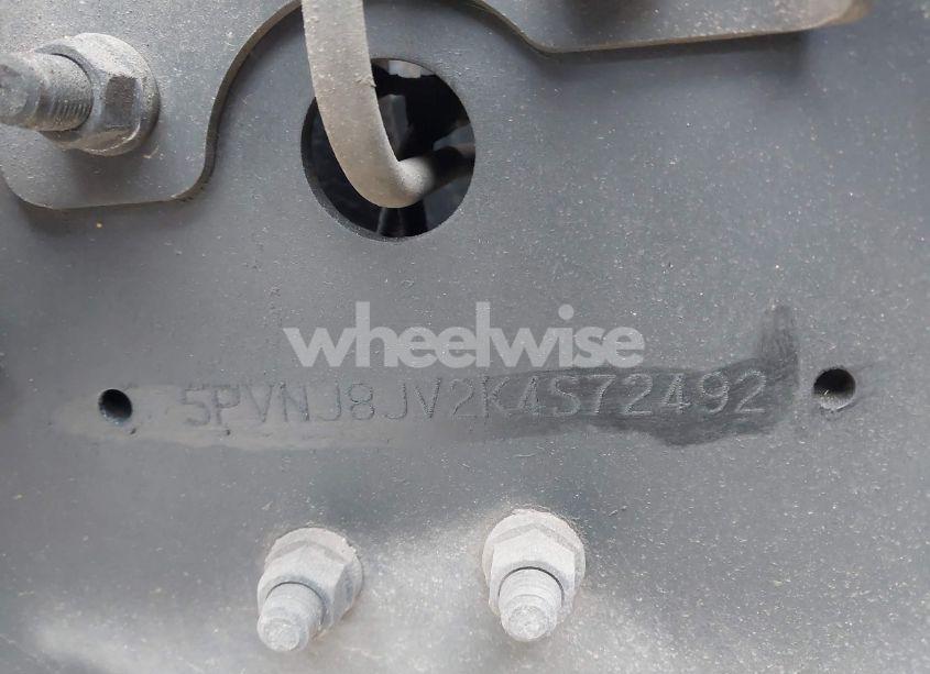 Photo 9 of 2019 Hino 258/268 (VIN 5PVNJ8JV2K4S72492)