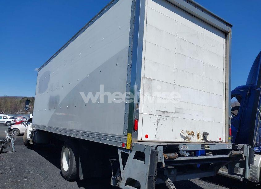 Photo 3 of 2020 Hino 258/268 (VIN 5PVNJ8JV4L4S77291)