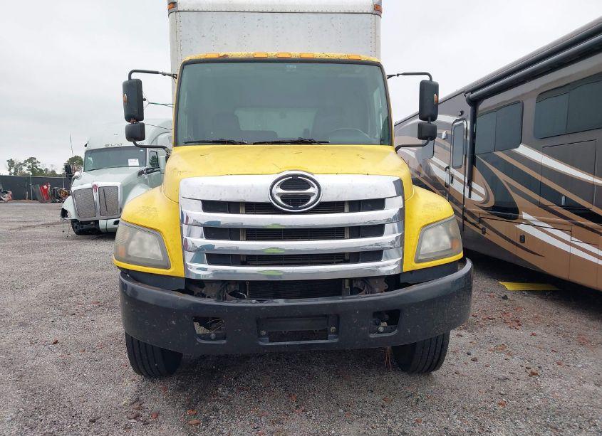 Photo 12 of 2017 Hino 258/268 (VIN 5PVNJ8JV5H4S63486)