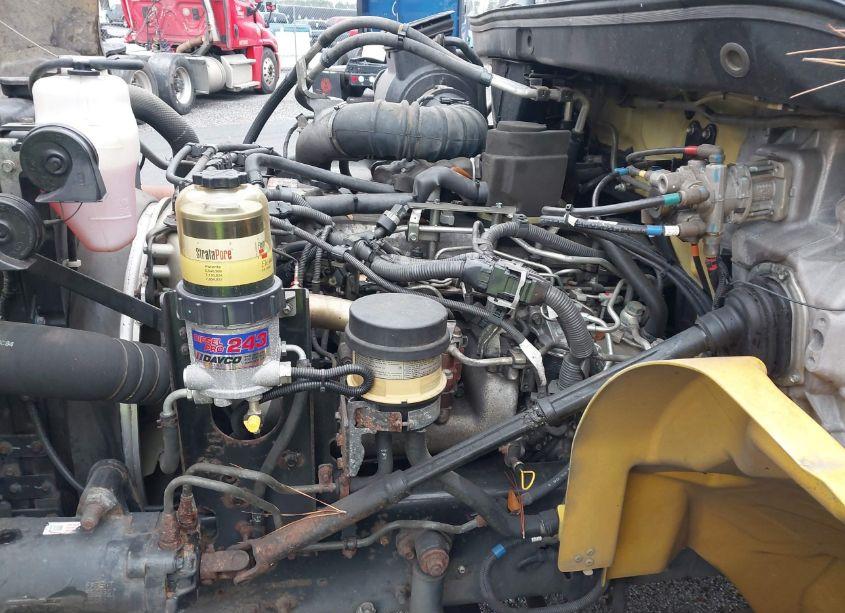 Photo 9 of 2017 Hino 258/268 (VIN 5PVNJ8JV5H4S63486)