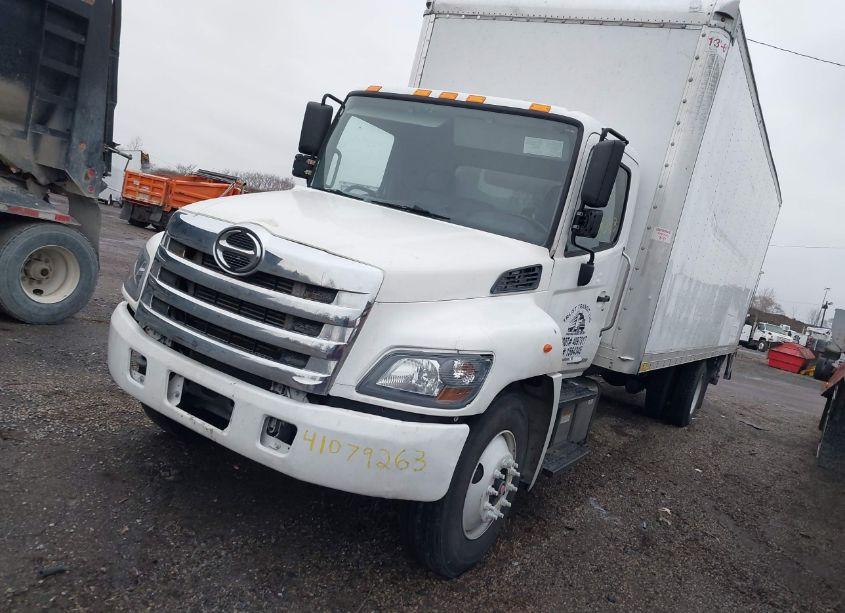 Photo 2 of 2019 Hino 258/268 (VIN 5PVNJ8JV5K4S71563)