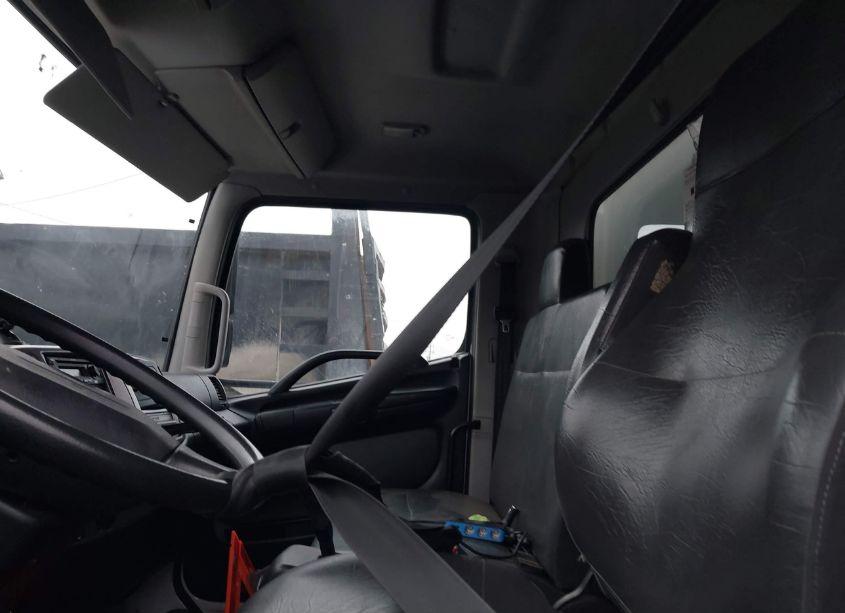 Photo 7 of 2019 Hino 258/268 (VIN 5PVNJ8JV5K4S71563)