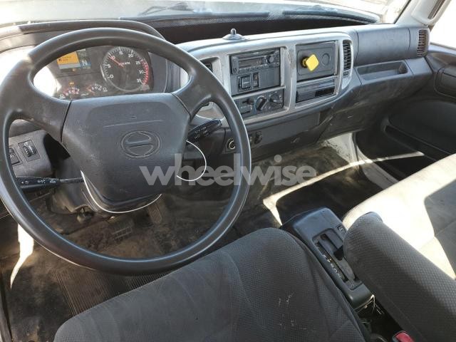 Photo 9 of 2020 HINO 258/268 (VIN 5PVNJ8JV9L4S75519)