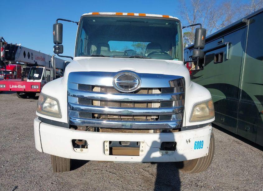 Photo 11 of 2018 Hino 268/338 (VIN 5PVNV8JT0J4S54882)