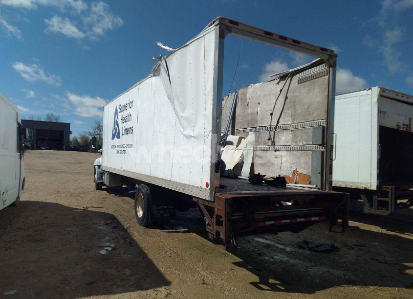 Photo 3 of 2017 Hino 268/338 (VIN 5PVNV8JV4H4S57280)