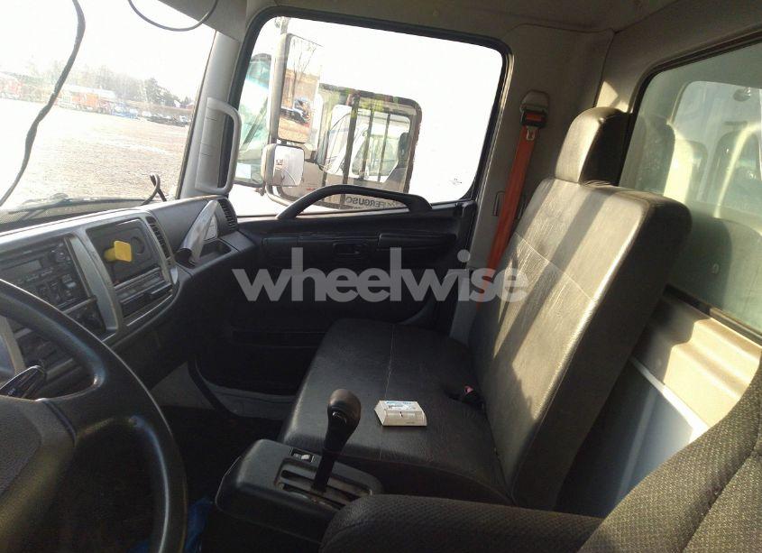 Photo 7 of 2018 Hino 268/338 (VIN 5PVNV8JV9J4S57880)