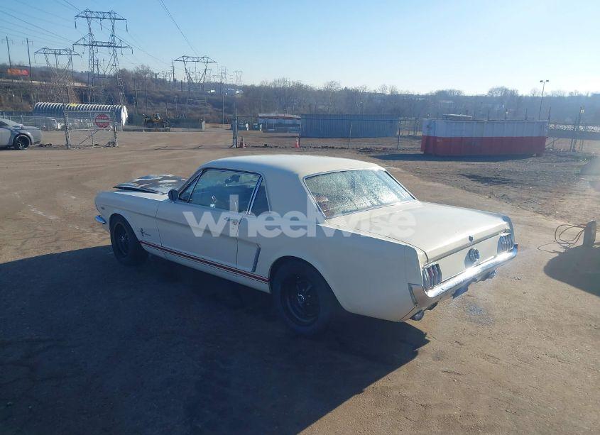 Photo 3 of 1965 Ford Mustang (VIN 5R07C125624)