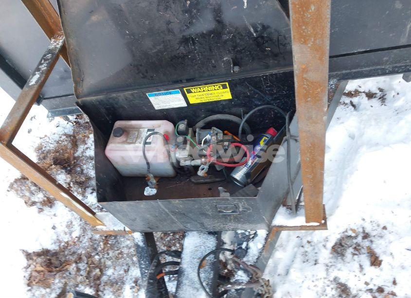 Photo 12 of 2018 Downeaster Utility N/A (VIN 5RSDD1029JT001437)