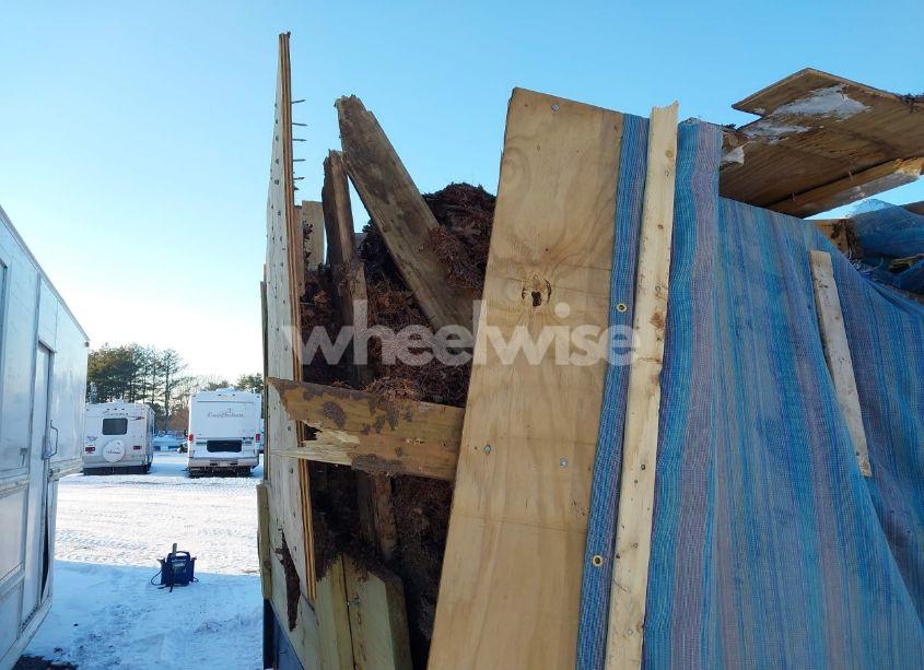 Photo 8 of 2018 Downeaster Utility N/A (VIN 5RSDD1029JT001437)