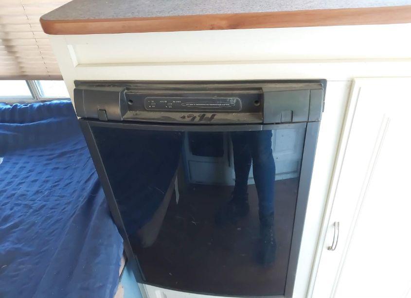 Photo 14 of 2008 Cruiser Fun FINDER (VIN 5RXTA131X81013880)