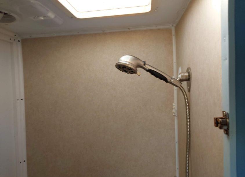 Photo 17 of 2008 Cruiser Fun FINDER (VIN 5RXTA131X81013880)