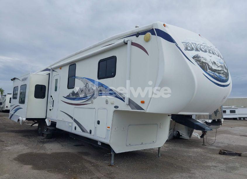 2011 Heartland Bighorn TRAVEL TRAILER (VIN 5SFBG3624BE234482) main photo