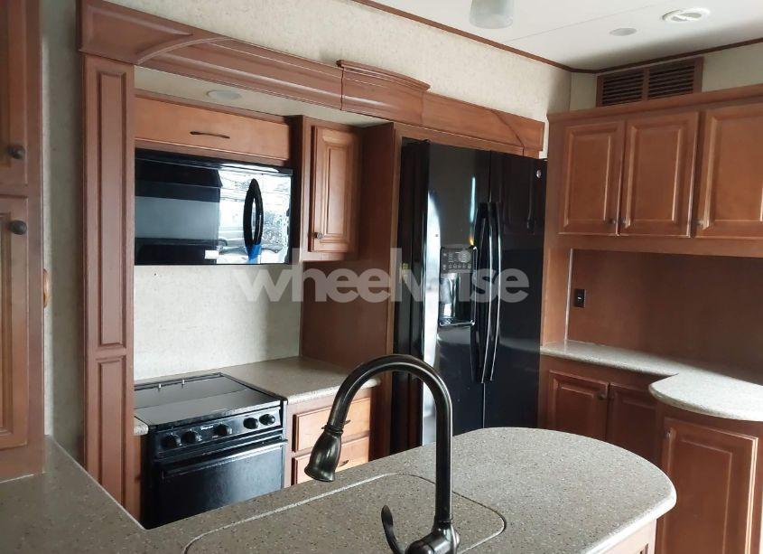 Photo 13 of 2011 Heartland Bighorn TRAVEL TRAILER (VIN 5SFBG3624BE234482)