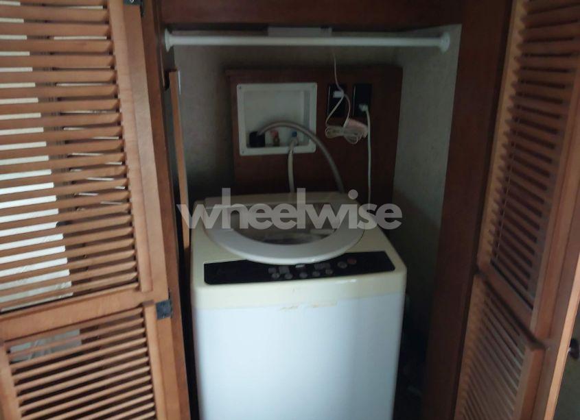 Photo 18 of 2011 Heartland Bighorn TRAVEL TRAILER (VIN 5SFBG3624BE234482)