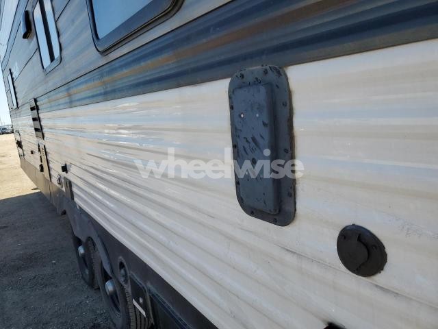 Photo 2 of 2021 HEARTLAND LITHIUM (VIN 5SFCB2922ME452965)