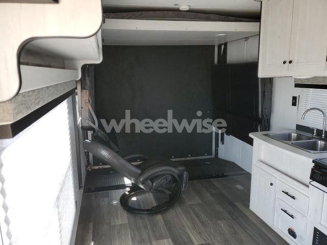 Photo 3 of 2021 HEARTLAND LITHIUM (VIN 5SFCB2922ME452965)