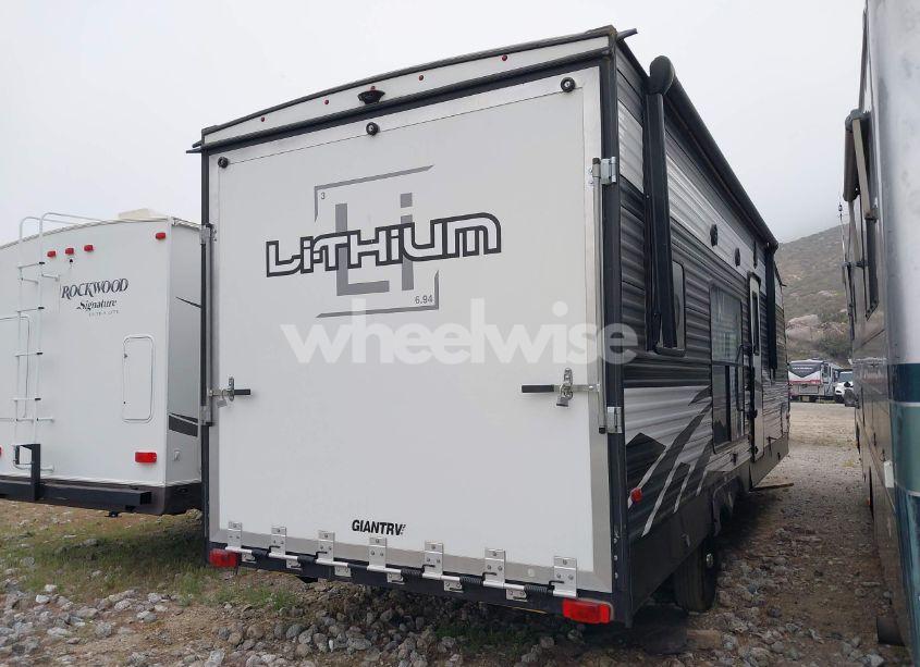 Photo 4 of 2021 Heartland Li-thium (VIN 5SFCB2923ME452733)