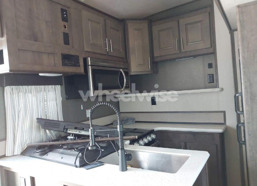 Photo 5 of 2019 Heartland Other (VIN 5SFCB3820KE390986)