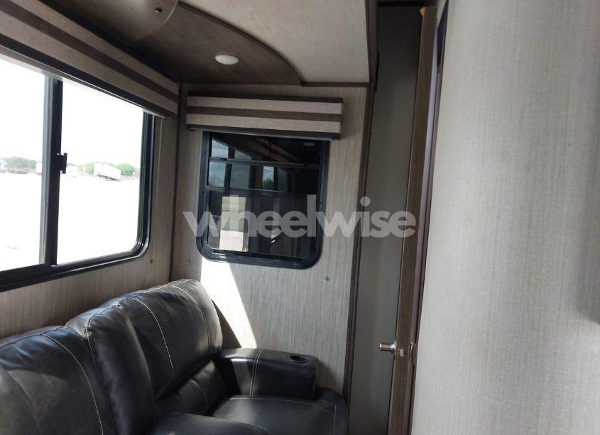 Photo 8 of 2019 Heartland Other (VIN 5SFCB3820KE390986)