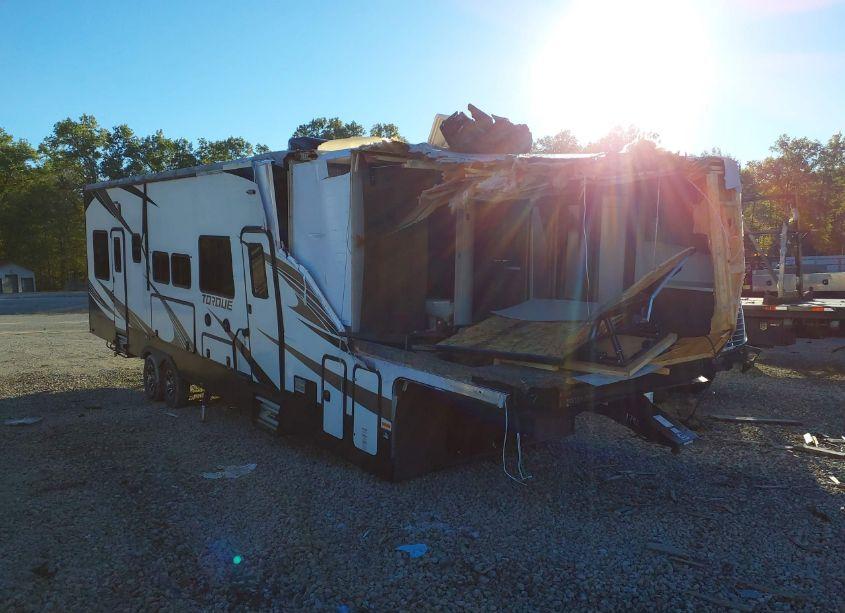 2019 Heartland Fifth WHEEL TRAVEL TRAILER (VIN 5SFCG4326KE408454) main photo